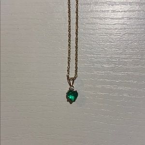 Gold/emerald necklace